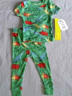 Carter's Green Dinosaur Kids Pajama Set-12mos NWT